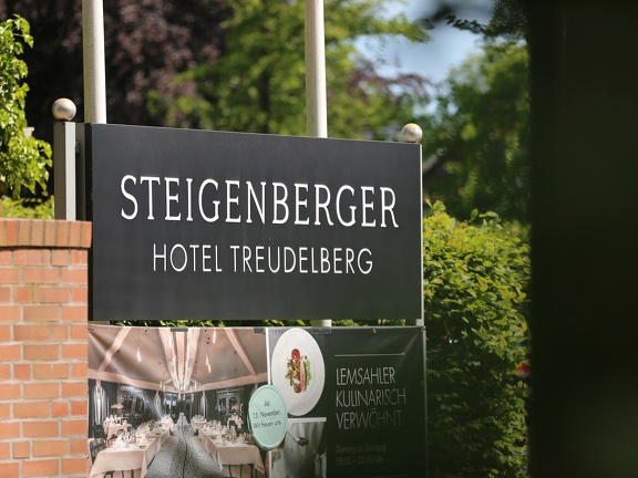 Steigenberger Hotel Treudelberg